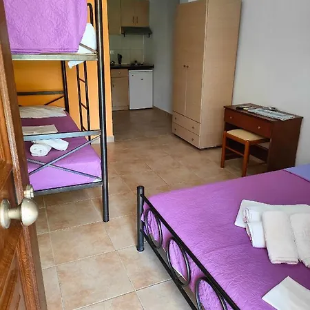 Pensiune House Keramaria Sea View