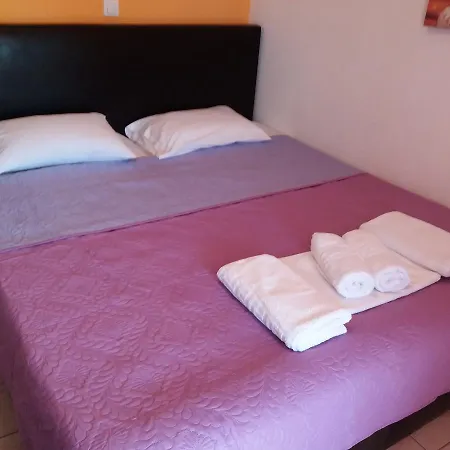 Pensiune House Keramaria Sea View